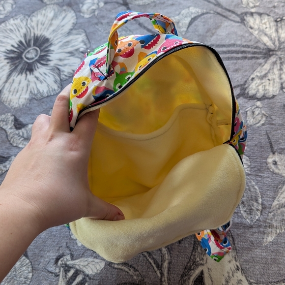 Baby Shark Mini Backpack - Picture 5 of 5